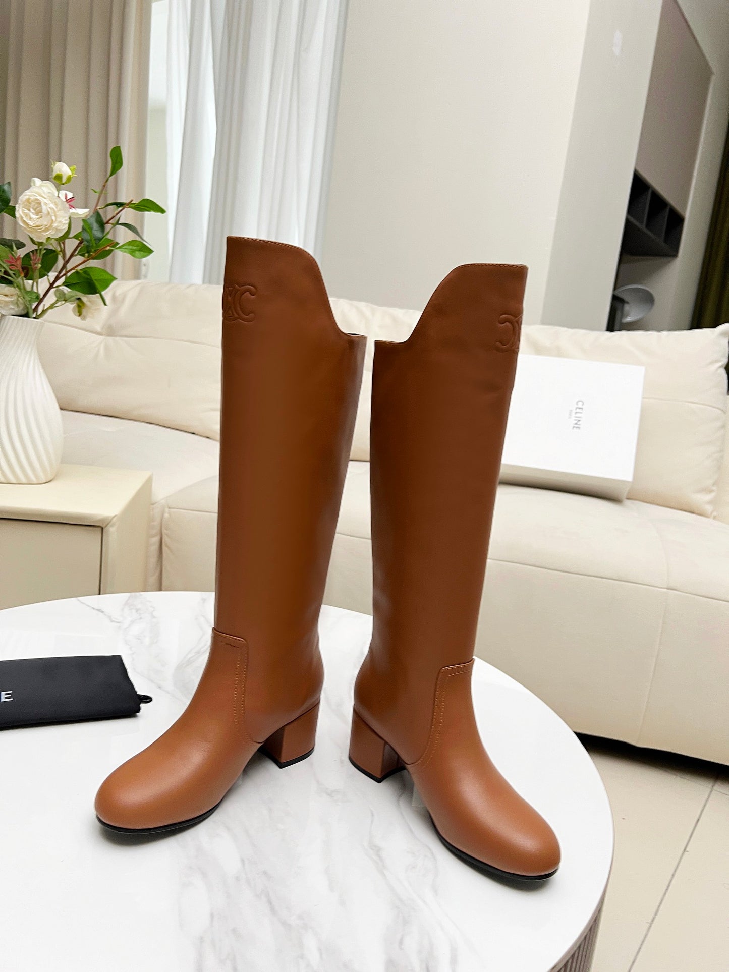 2024 (a) Celine calfskin leather riding boots