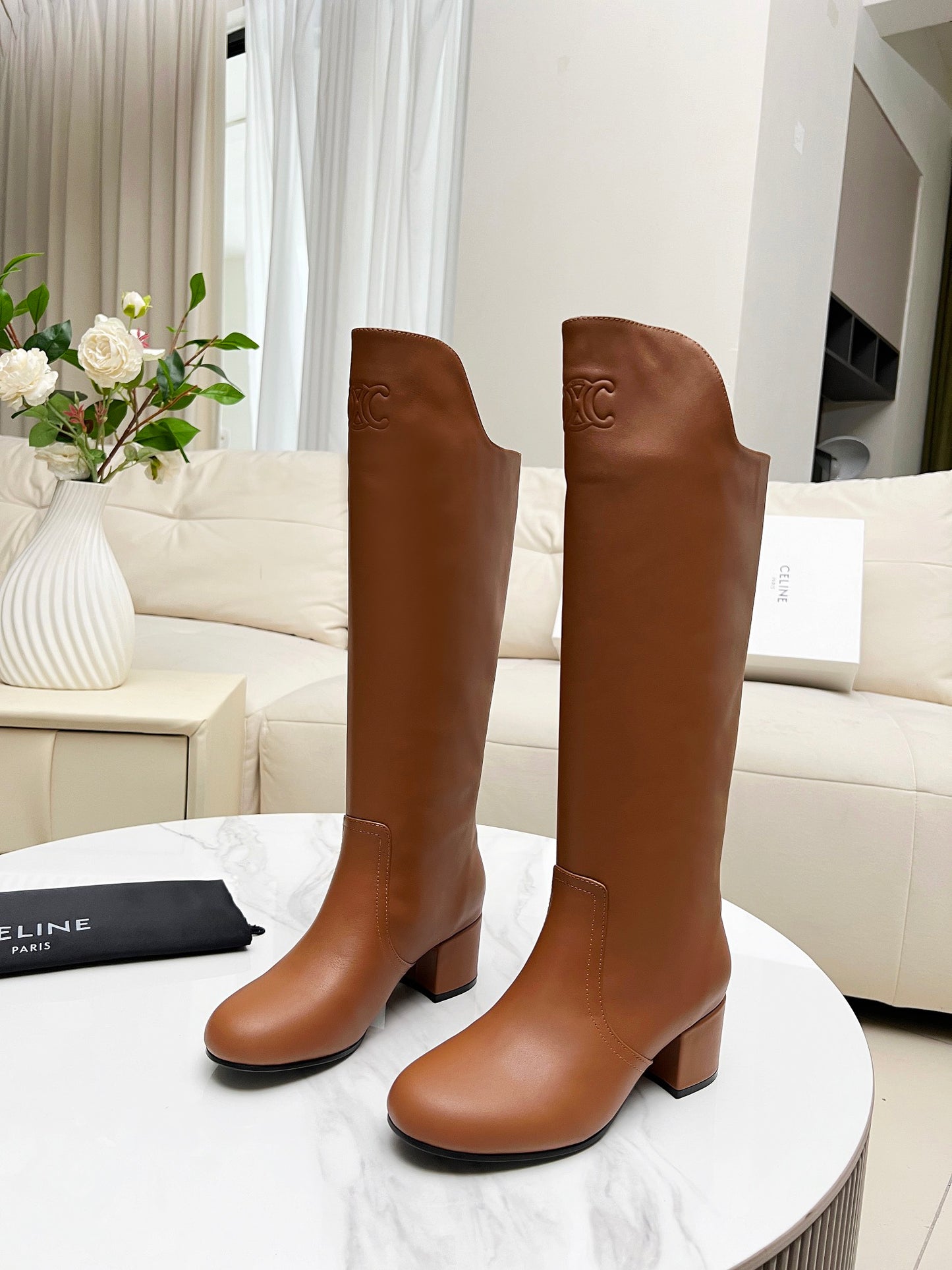 2024 (a) Celine calfskin leather riding boots