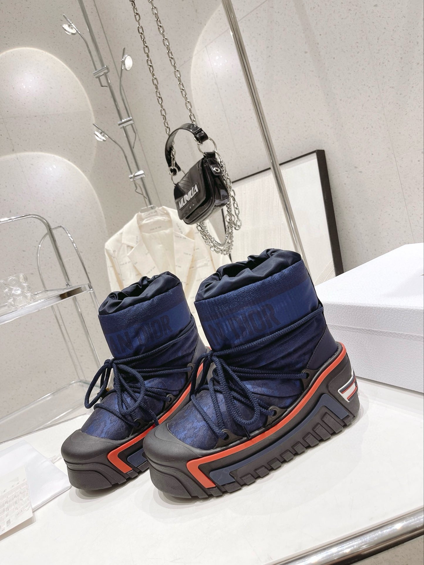 2024-95 Christian Dior premium ski boots